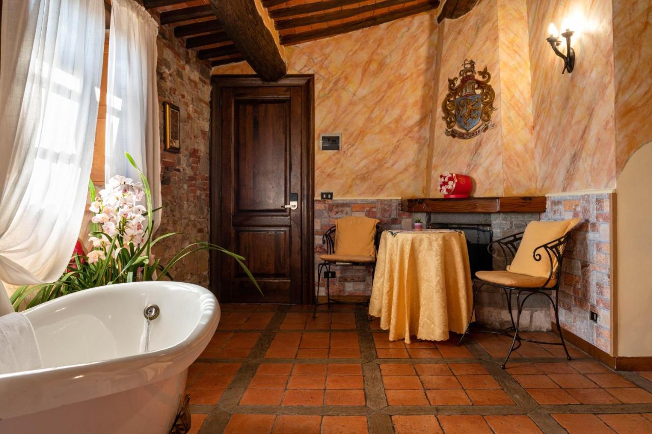 Luxury Corte Di Re Artu Лука Екстериор снимка