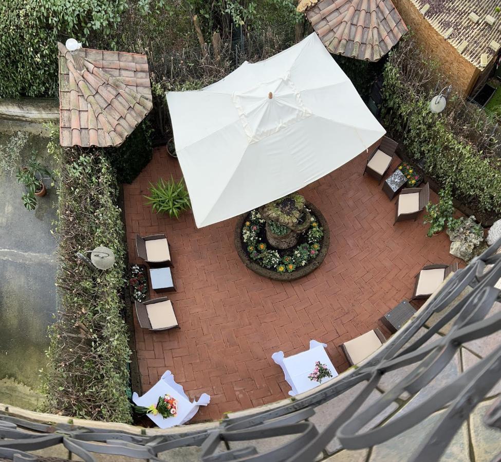 Luxury Corte Di Re Artu Лука Екстериор снимка