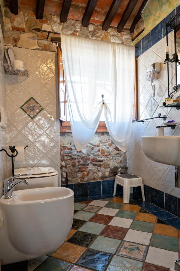 Luxury Corte Di Re Artu Лука Екстериор снимка
